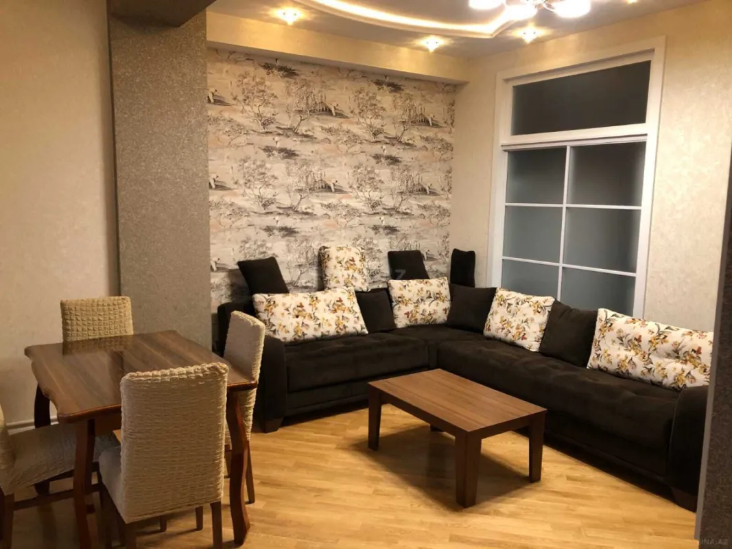 Satılır 2 otaqlı mənzil 60 m²