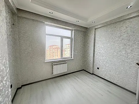 Satılır 2 otaqlı mənzil 67 m²