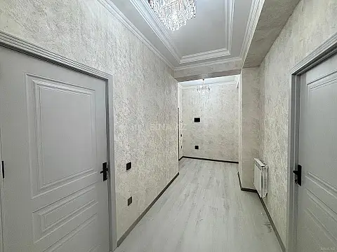 Satılır 2 otaqlı mənzil 67 m²