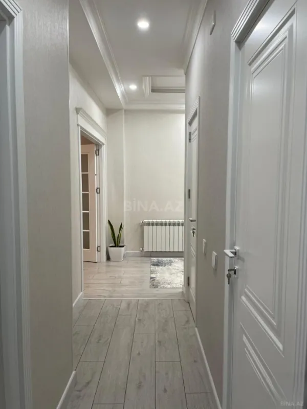 Satılır 3 otaqlı mənzil 95 m²