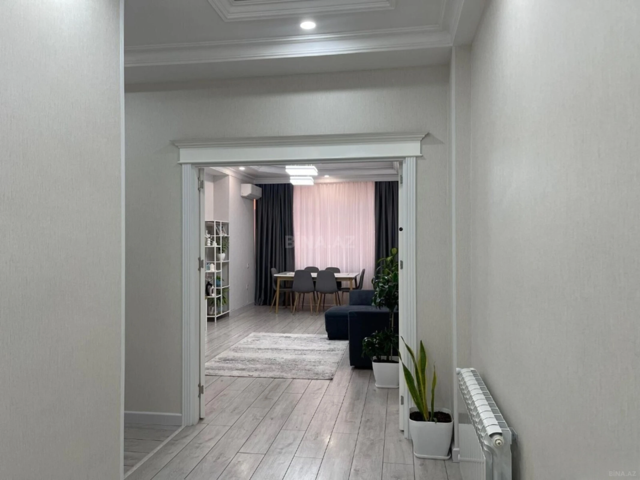 Satılır 3 otaqlı mənzil 95 m²