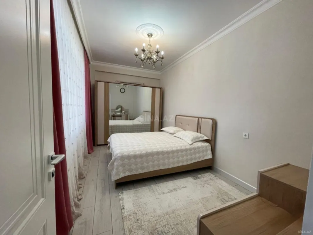 Satılır 3 otaqlı mənzil 95 m²