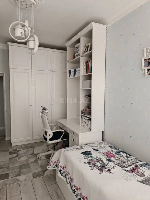 Satılır 3 otaqlı mənzil 95 m²