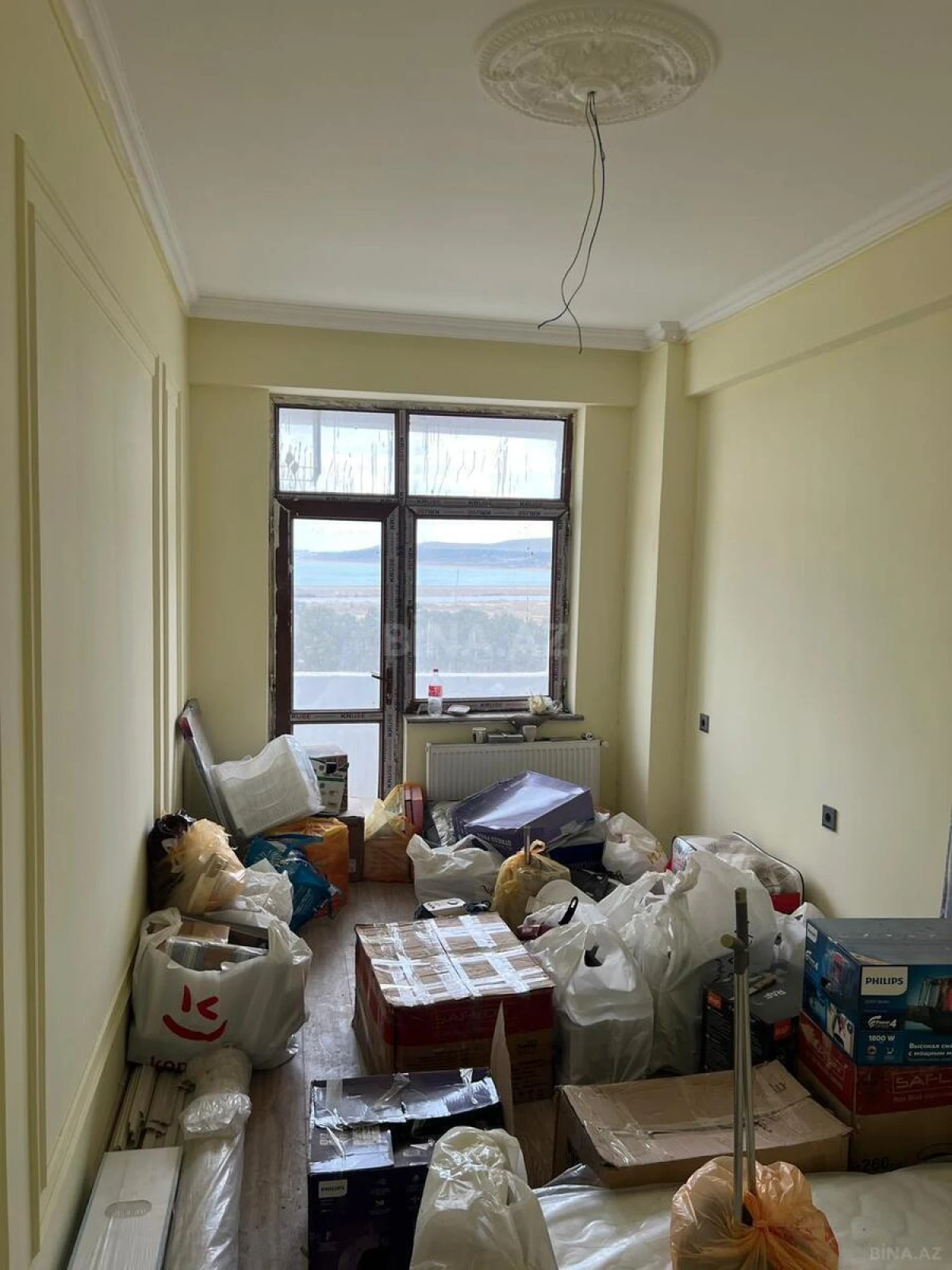 Satılır 1 otaqlı mənzil 71 m²