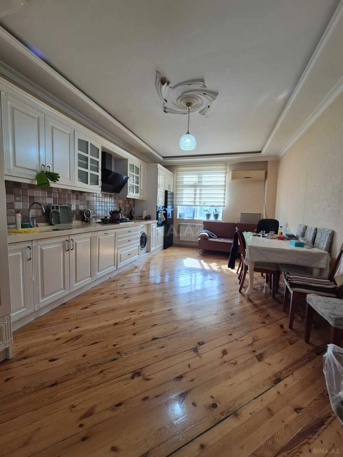 Satılır 3 otaqlı mənzil 160 m²