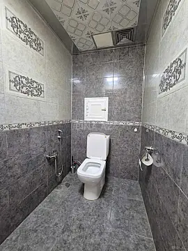 Satılır 3 otaqlı mənzil 160 m²