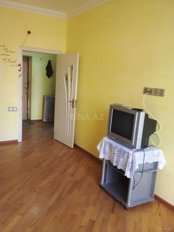 Kirayə verilir 2 otaqlı mənzil 55 m²