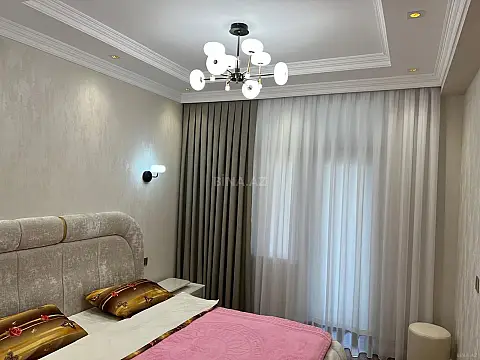 Kirayə verilir 2 otaqlı mənzil 90 m²
