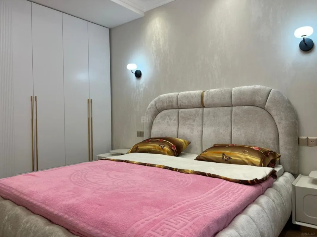 Kirayə verilir 2 otaqlı mənzil 90 m²