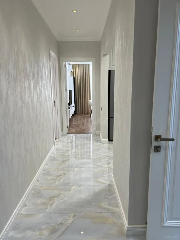 Kirayə verilir 2 otaqlı mənzil 90 m²