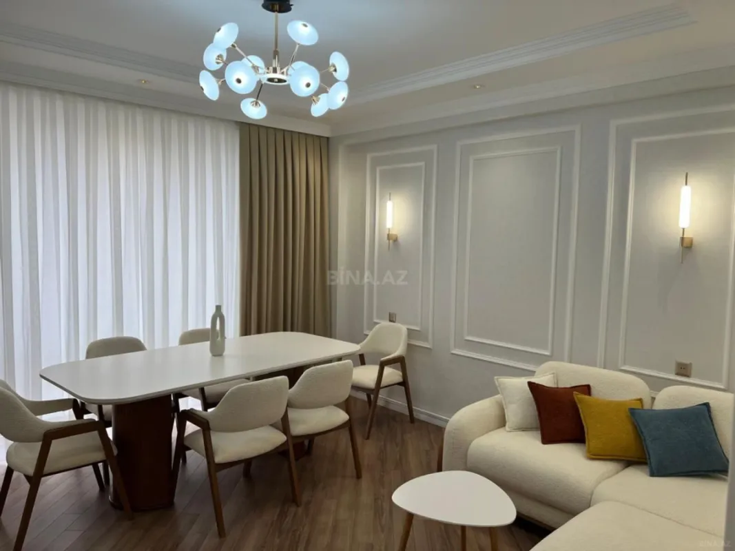 Kirayə verilir 2 otaqlı mənzil 90 m²