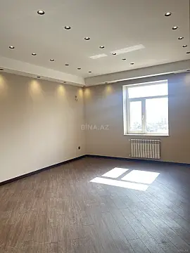 Satılır 3 otaqlı mənzil 135 m²