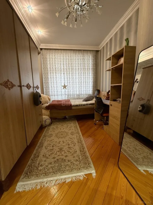 Satılır 3 otaqlı mənzil 100 m²