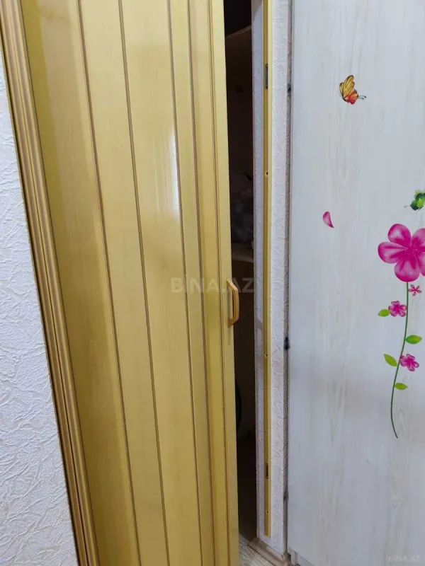 Satılır 2 otaqlı mənzil 105 m²