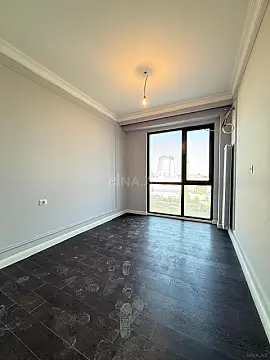 Satılır 4 otaqlı mənzil 128 m²