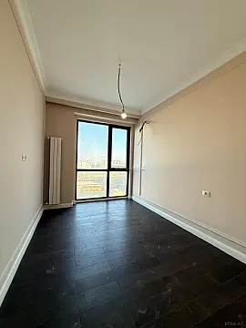 Satılır 4 otaqlı mənzil 128 m²