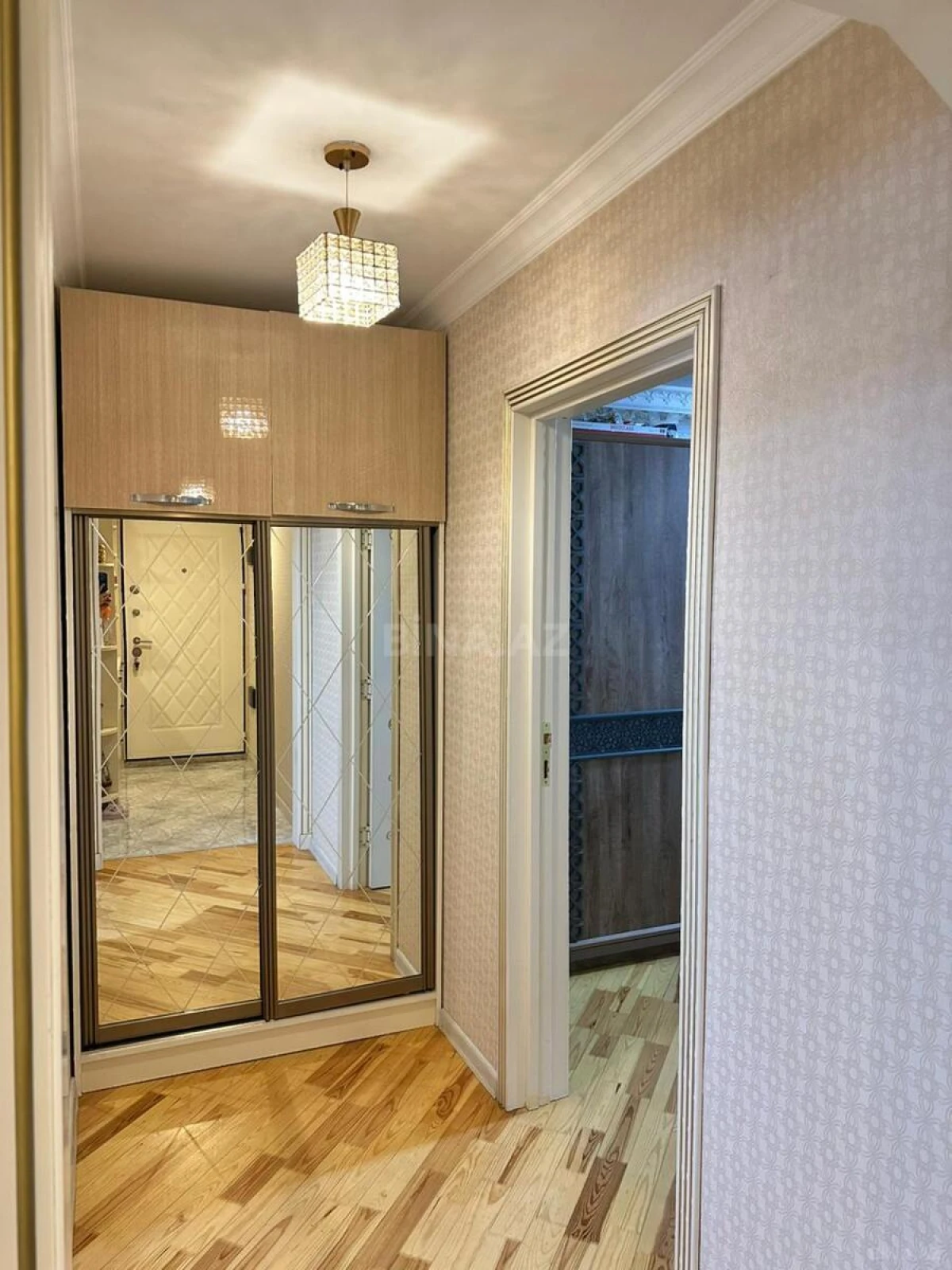 Satılır 2 otaqlı mənzil 47 m²
