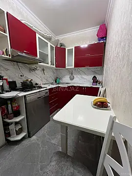 Satılır 3 otaqlı mənzil 94 m²