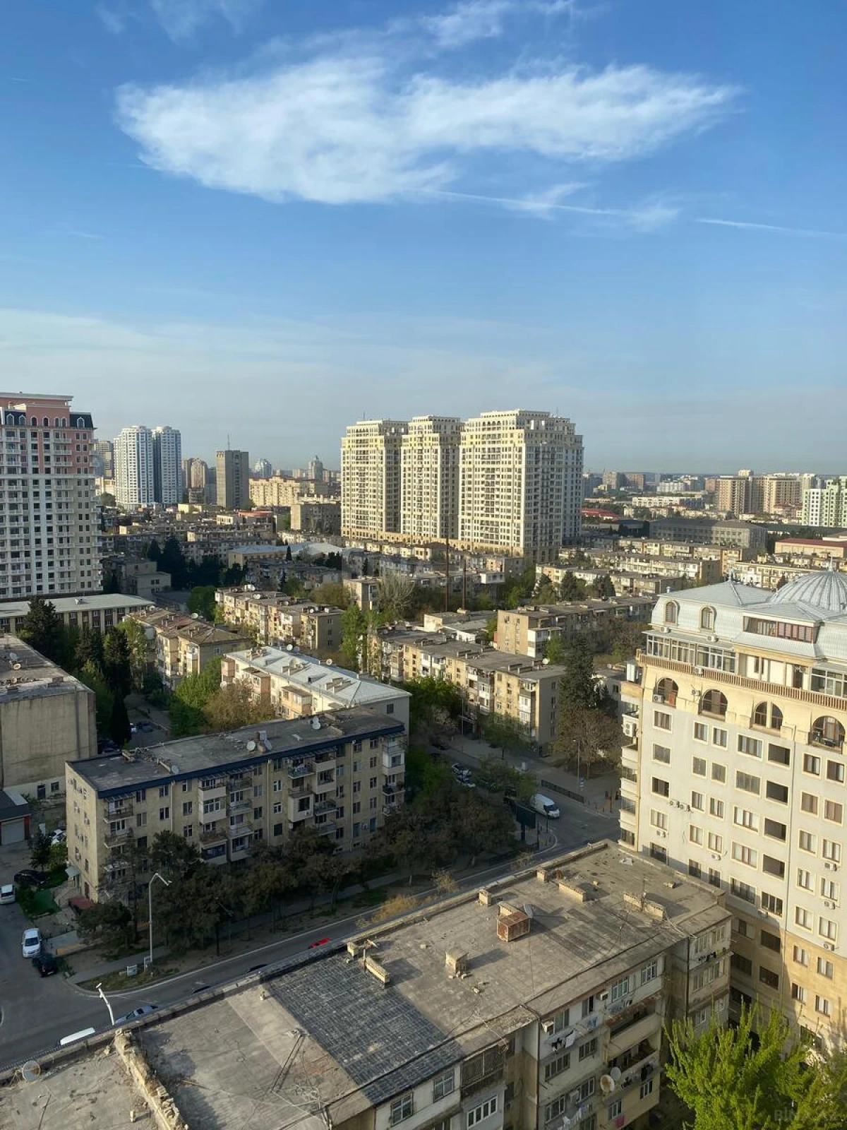 Satılır 3 otaqlı mənzil 115 m²