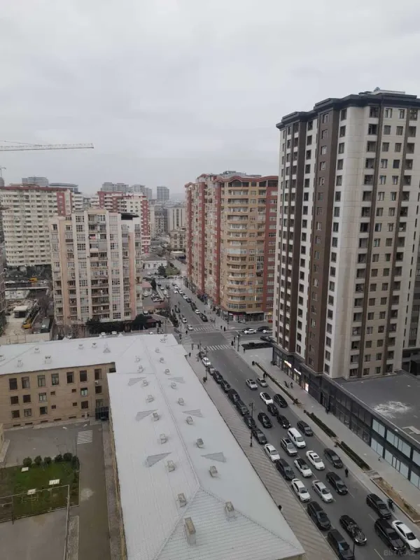 Satılır 2 otaqlı mənzil 76 m²