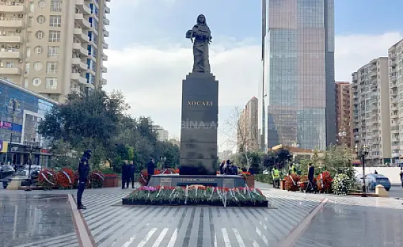 Satılır 2 otaqlı mənzil 76 m²