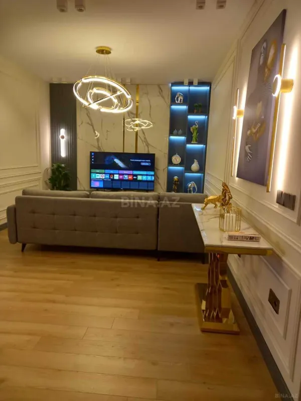 Kirayə verilir 3 otaqlı mənzil 150 m²