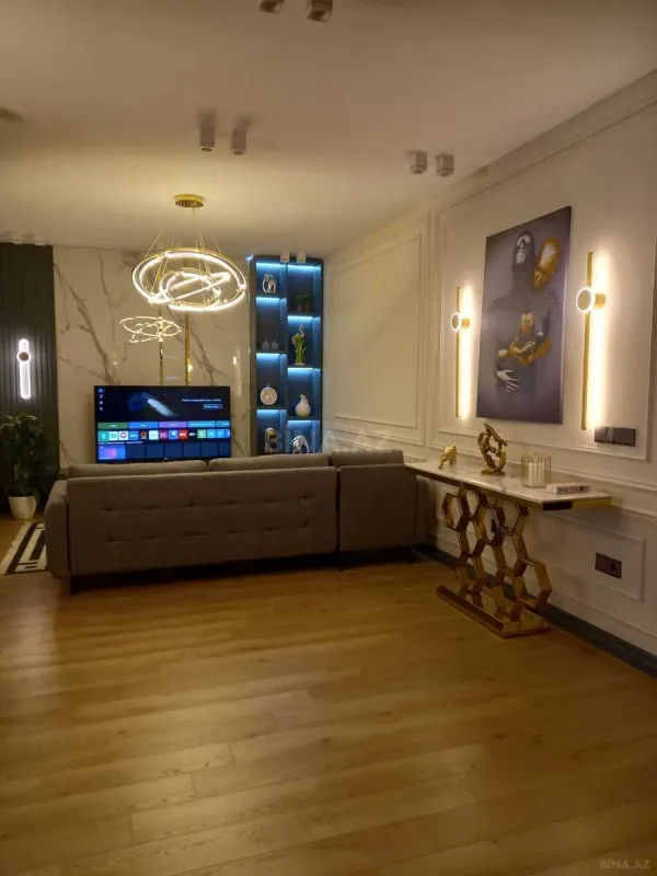 Kirayə verilir 3 otaqlı mənzil 150 m²