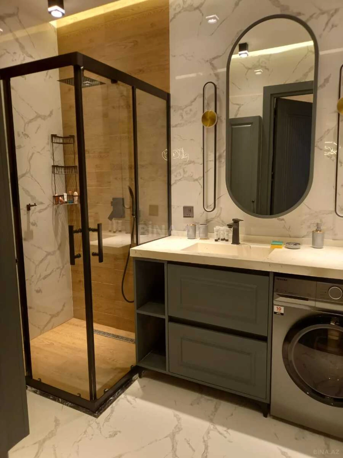 Kirayə verilir 3 otaqlı mənzil 150 m²