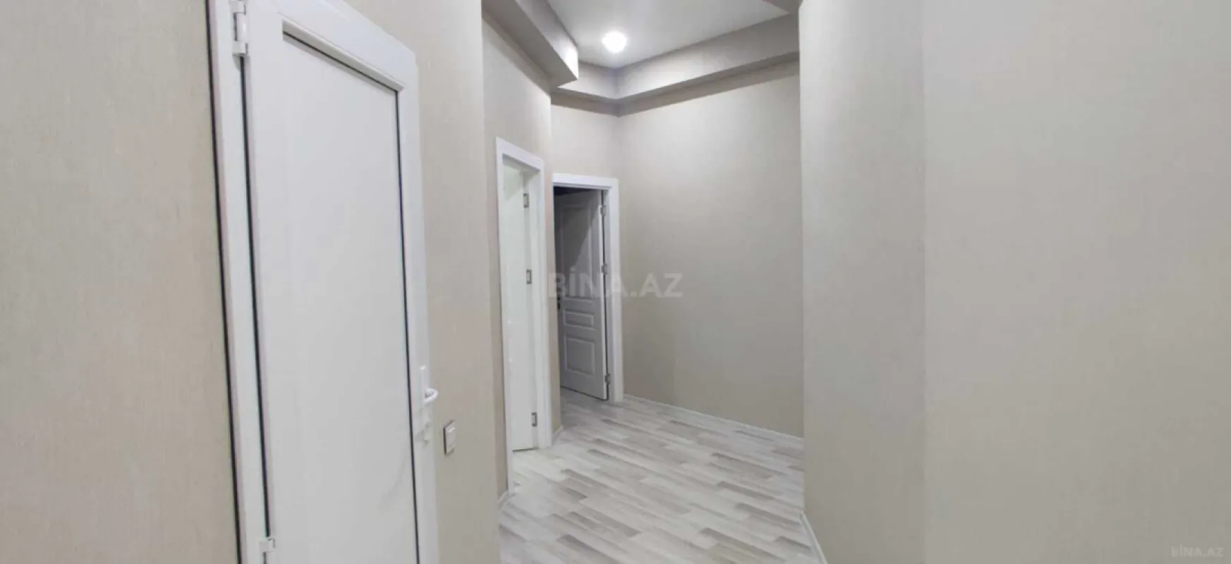 Kirayə verilir 2 otaqlı mənzil 85 m²