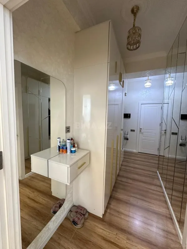 Satılır 2 otaqlı mənzil 60 m²
