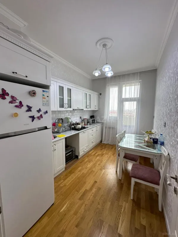 Satılır 2 otaqlı mənzil 60 m²