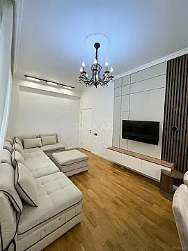 Satılır 2 otaqlı mənzil 60 m²