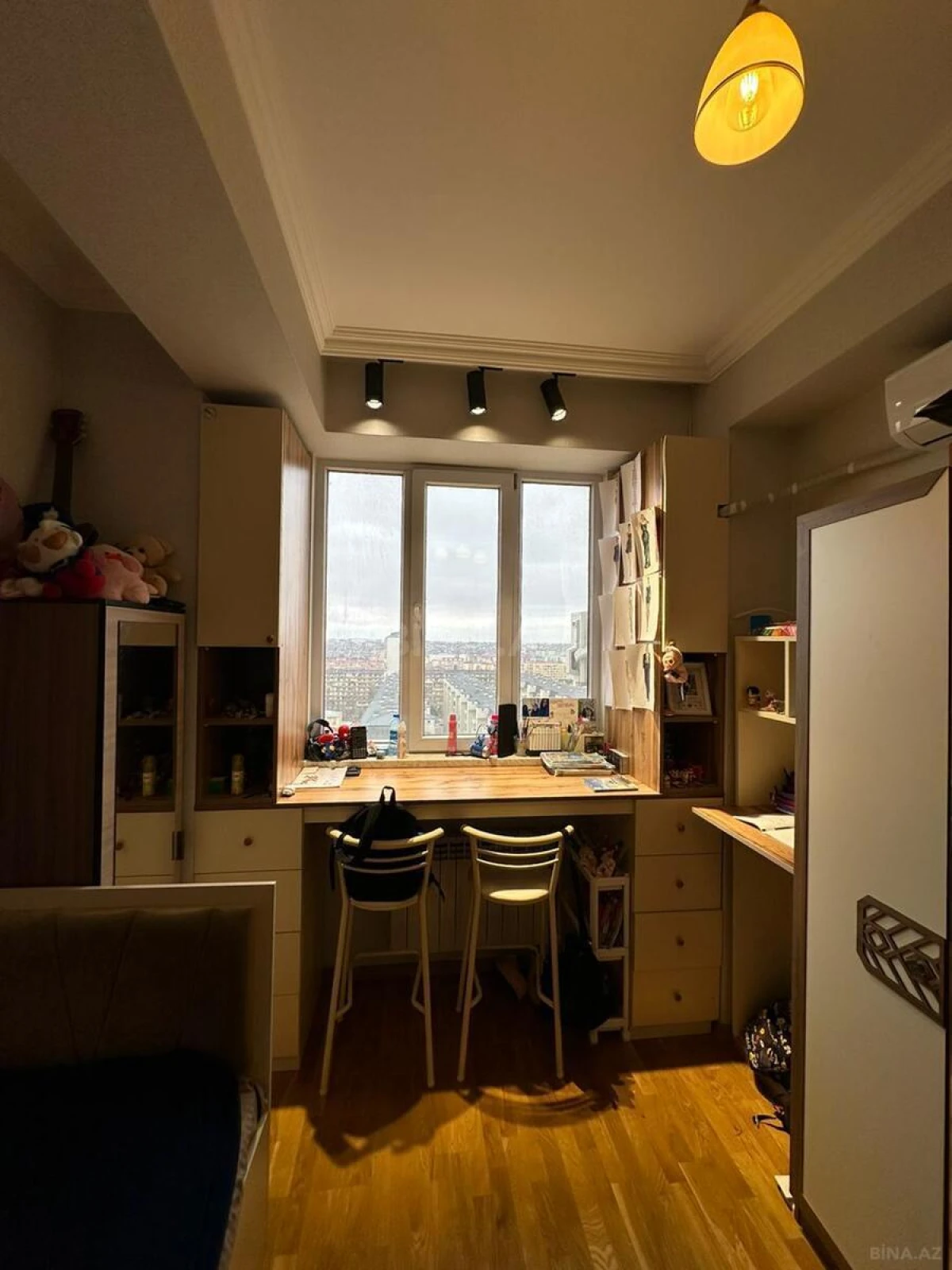 Satılır 2 otaqlı mənzil 60 m²