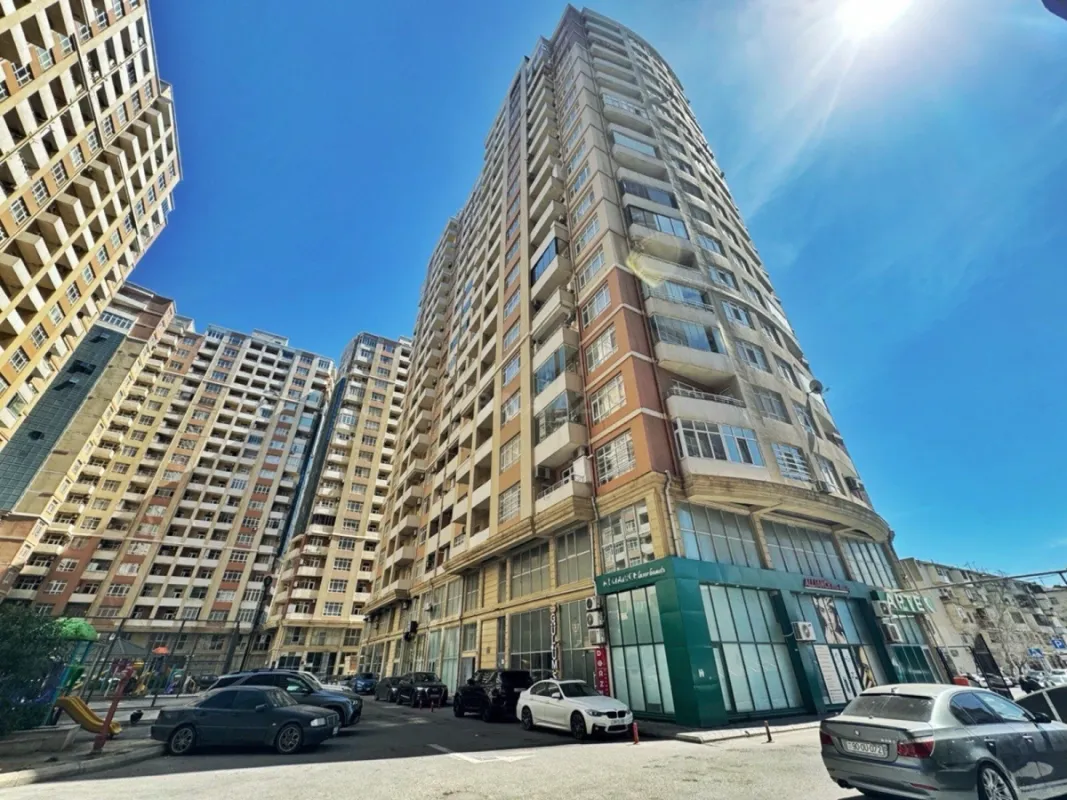 Kirayə verilir 2 otaqlı mənzil 100 m²