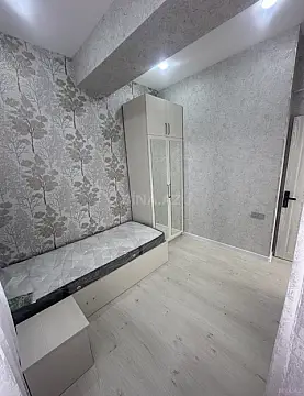 Satılır 4 otaqlı mənzil 109 m²