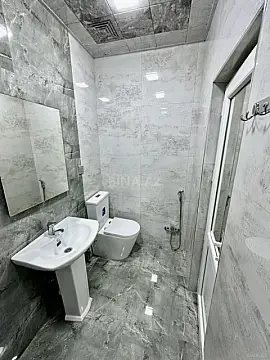 Satılır 4 otaqlı mənzil 109 m²