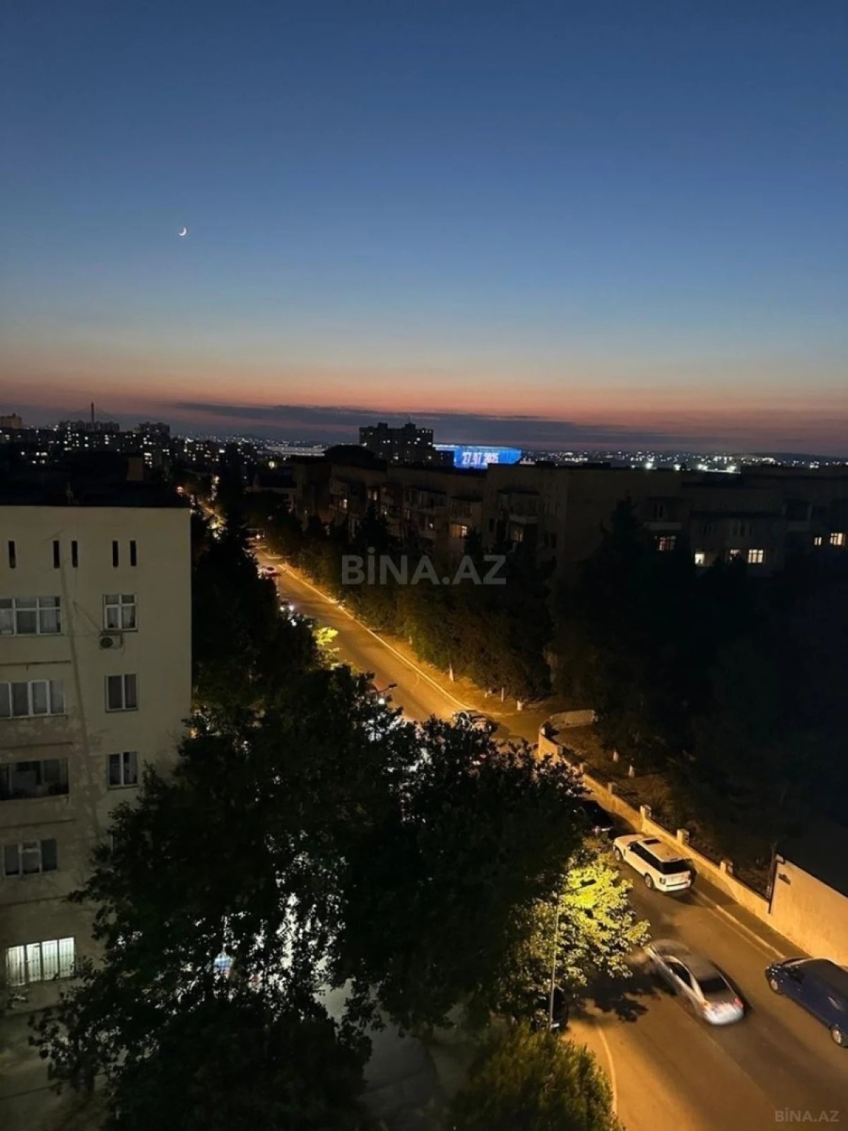 Satılır 4 otaqlı mənzil 109 m²