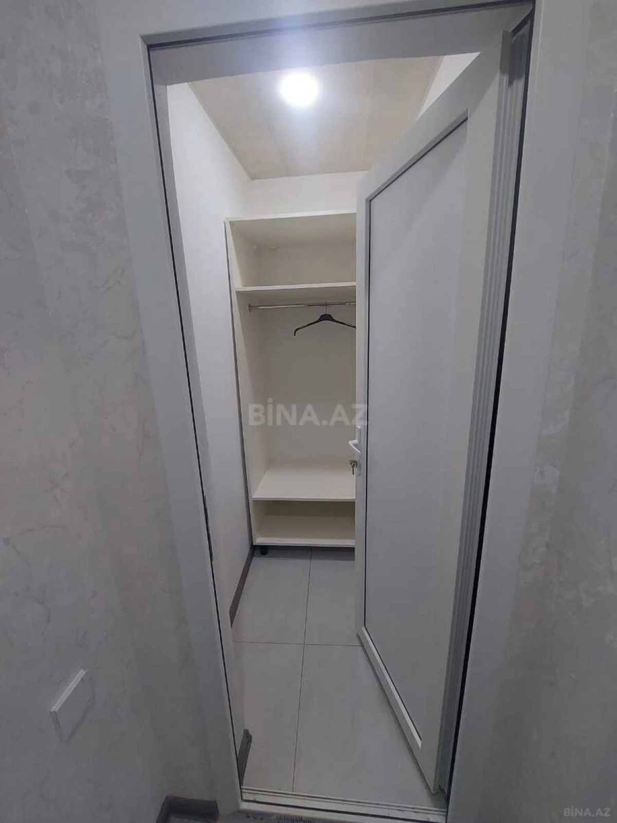 Kirayə verilir 2 otaqlı mənzil 57 m²