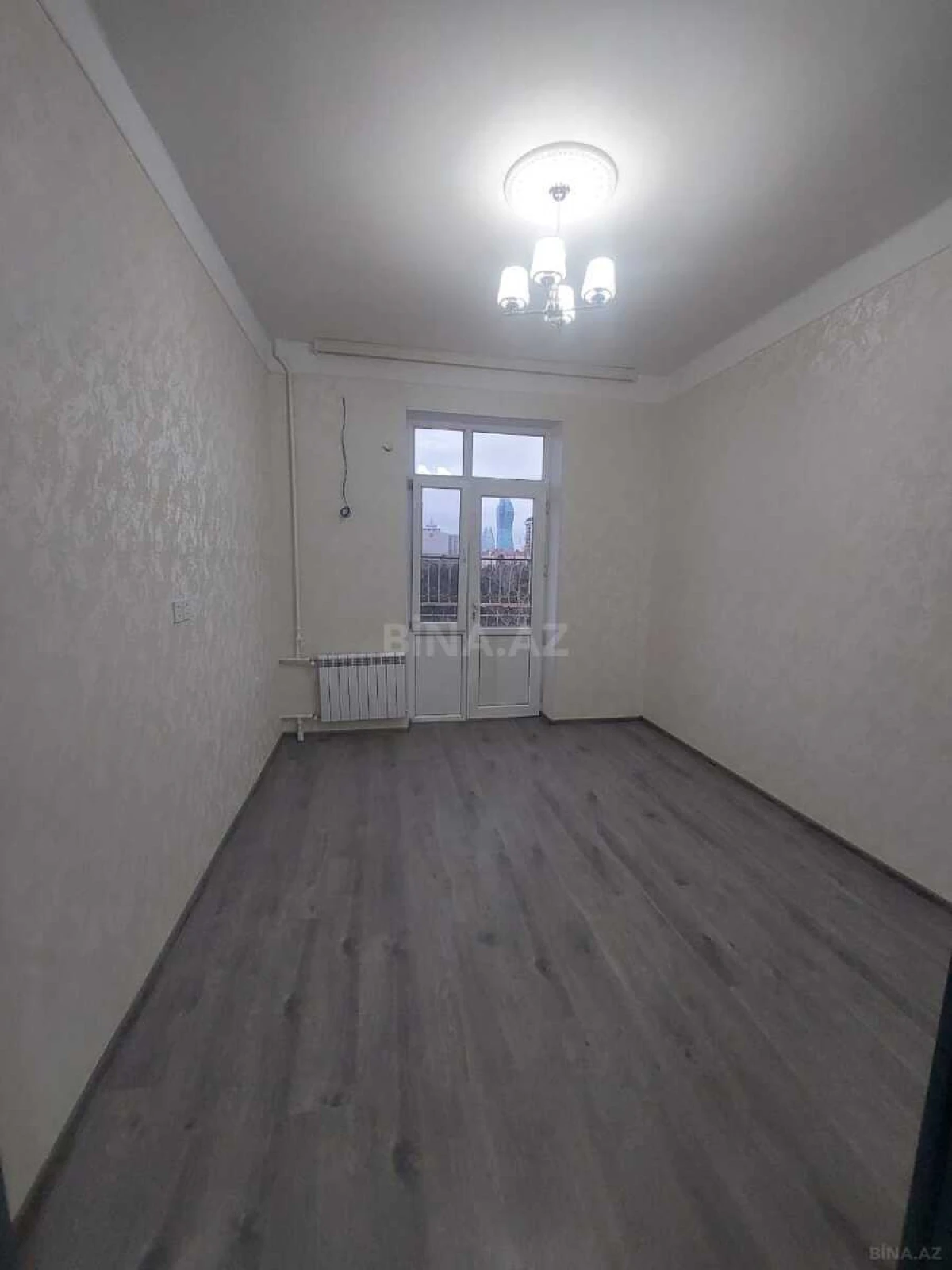Kirayə verilir 2 otaqlı mənzil 57 m²