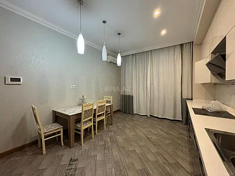 Kirayə verilir 2 otaqlı mənzil 96 m²