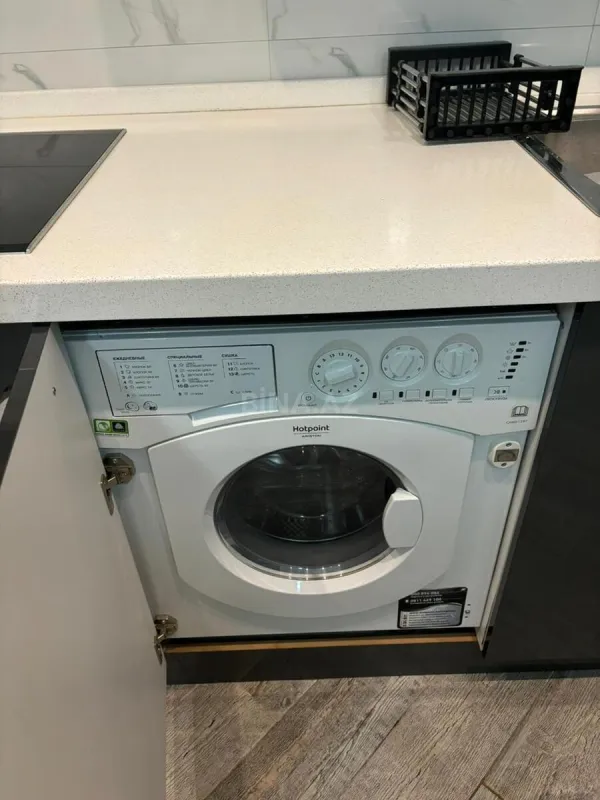 Kirayə verilir 2 otaqlı mənzil 96 m²