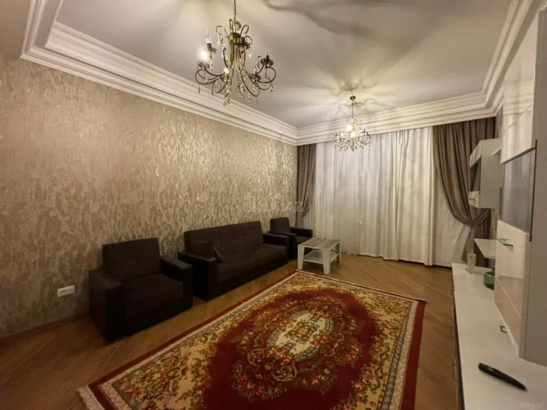Kirayə verilir 2 otaqlı mənzil 96 m²