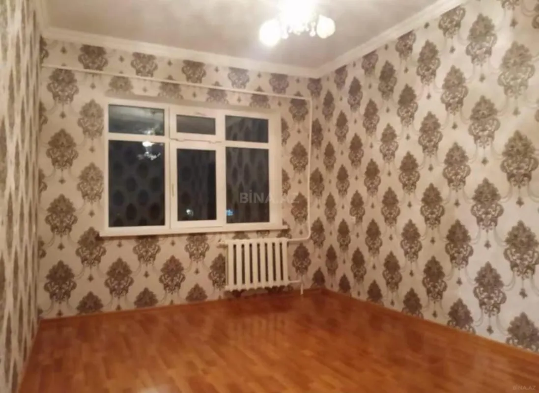Satılır 4 otaqlı mənzil 100 m²