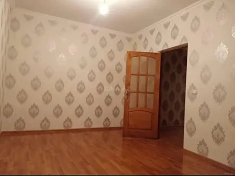 Satılır 4 otaqlı mənzil 100 m²