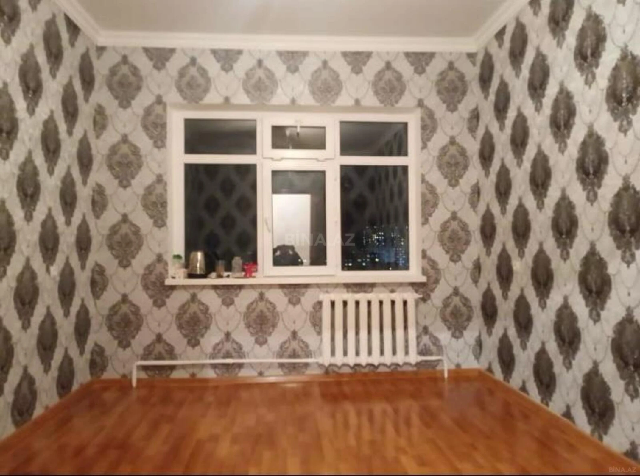 Satılır 4 otaqlı mənzil 100 m²