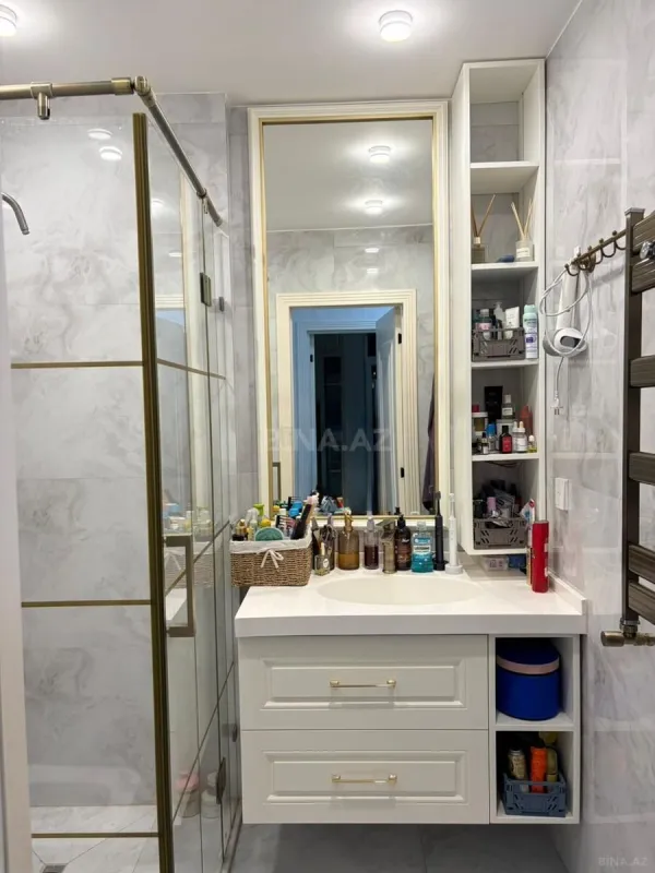 Satılır 2 otaqlı mənzil 95 m²