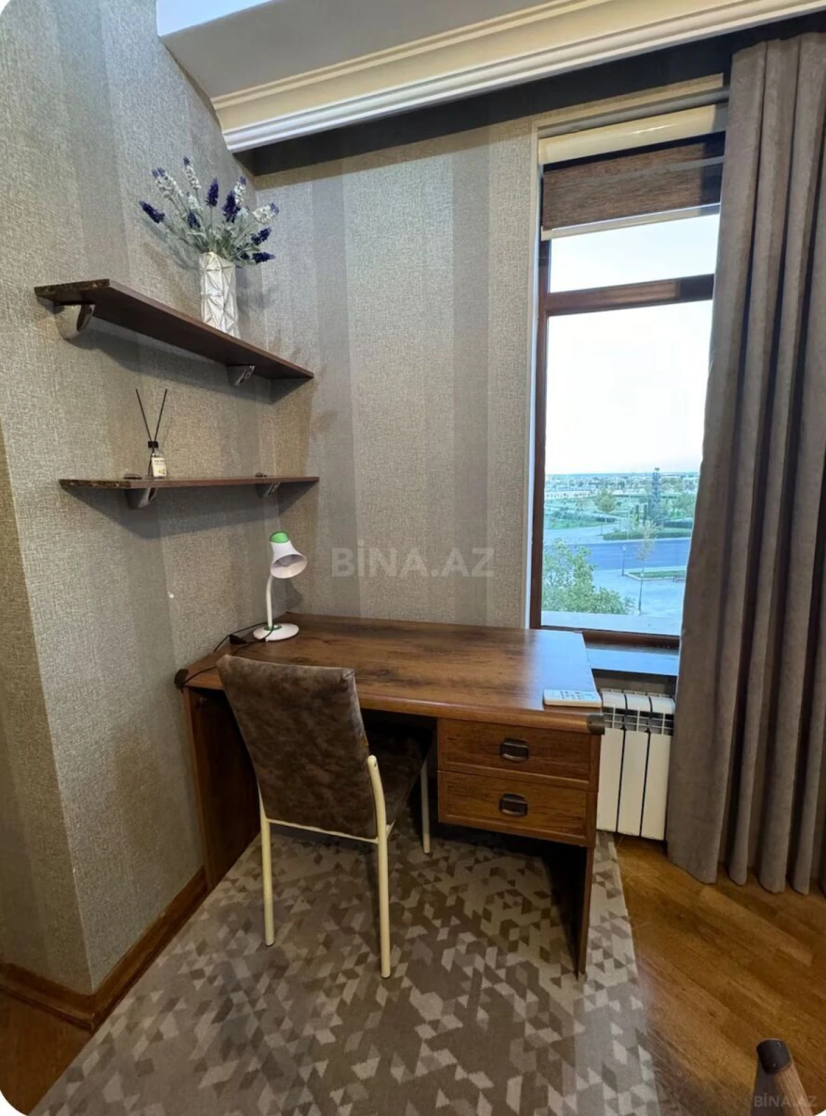 Kirayə verilir 3 otaqlı mənzil 138 m²