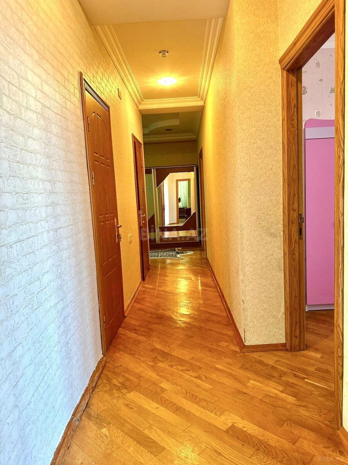 Kirayə verilir 3 otaqlı mənzil 125 m²