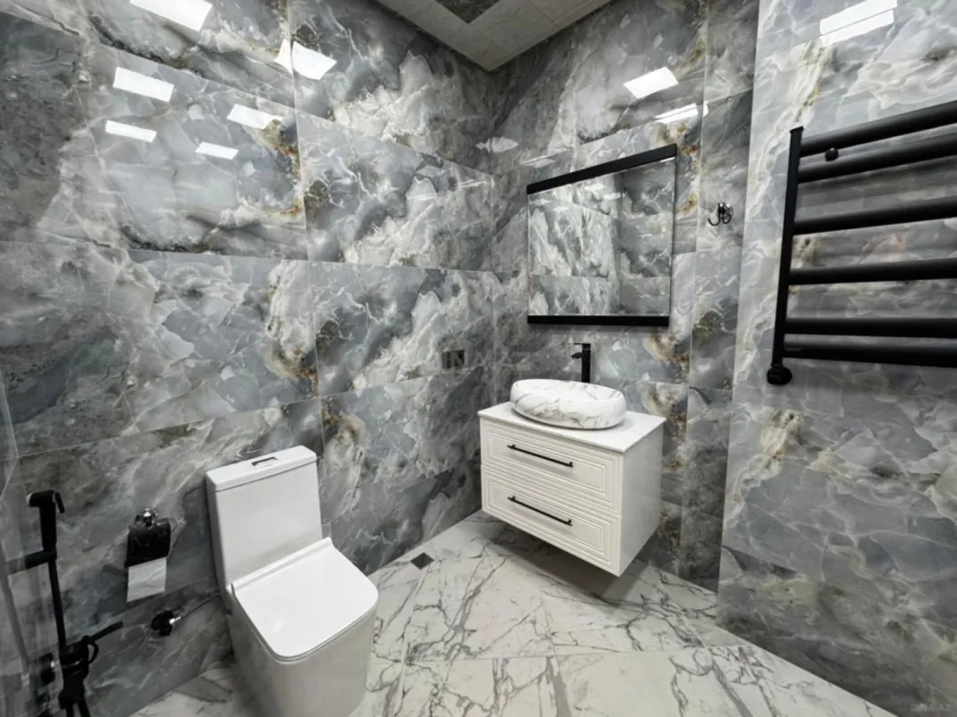 Kirayə verilir 3 otaqlı mənzil 144 m²