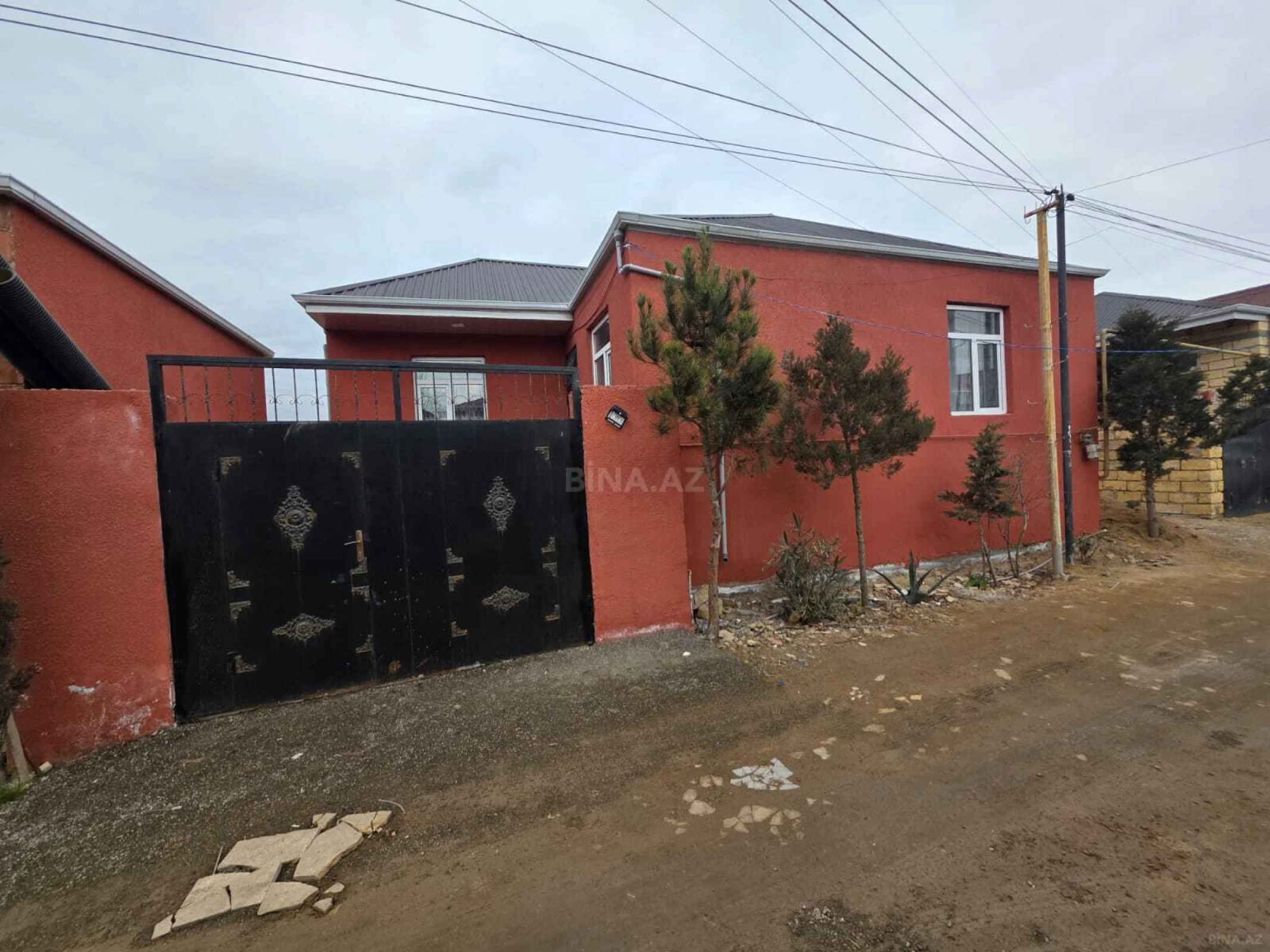Satılır 3 otaqlı həyət evi 85 m²